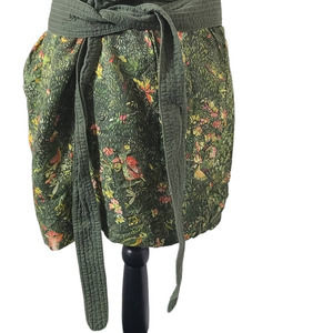 See by Chloé Green Mini Skirt Silk  Tropical Print, Belt Attached Zip In Back 4